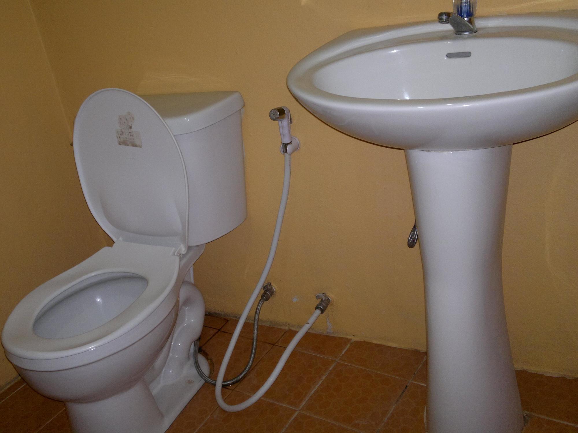Cumpun Guest House Чиангмай Екстериор снимка