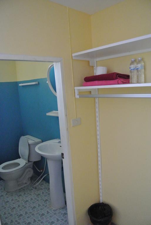 Cumpun Guest House Чиангмай Екстериор снимка