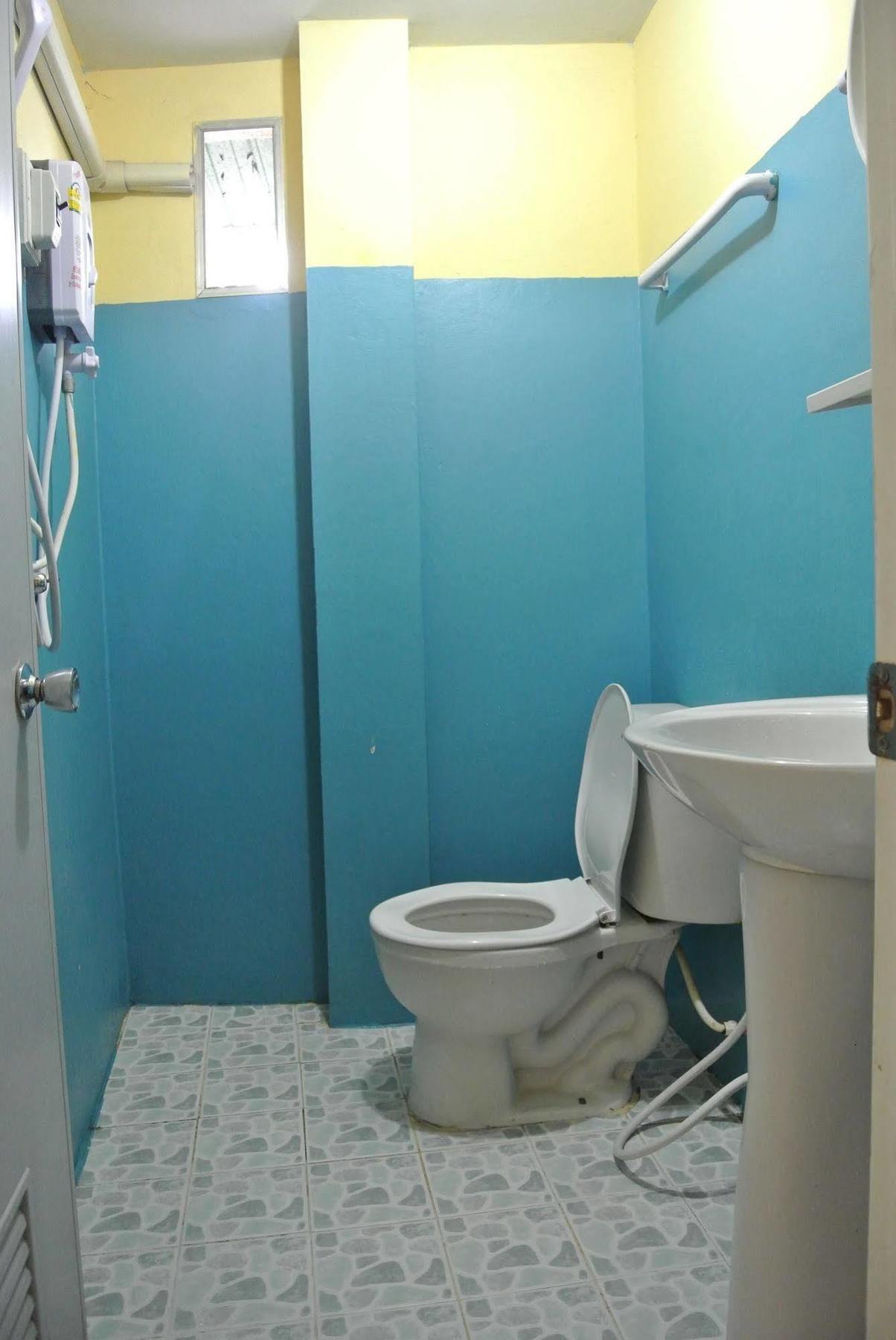 Cumpun Guest House Чиангмай Екстериор снимка