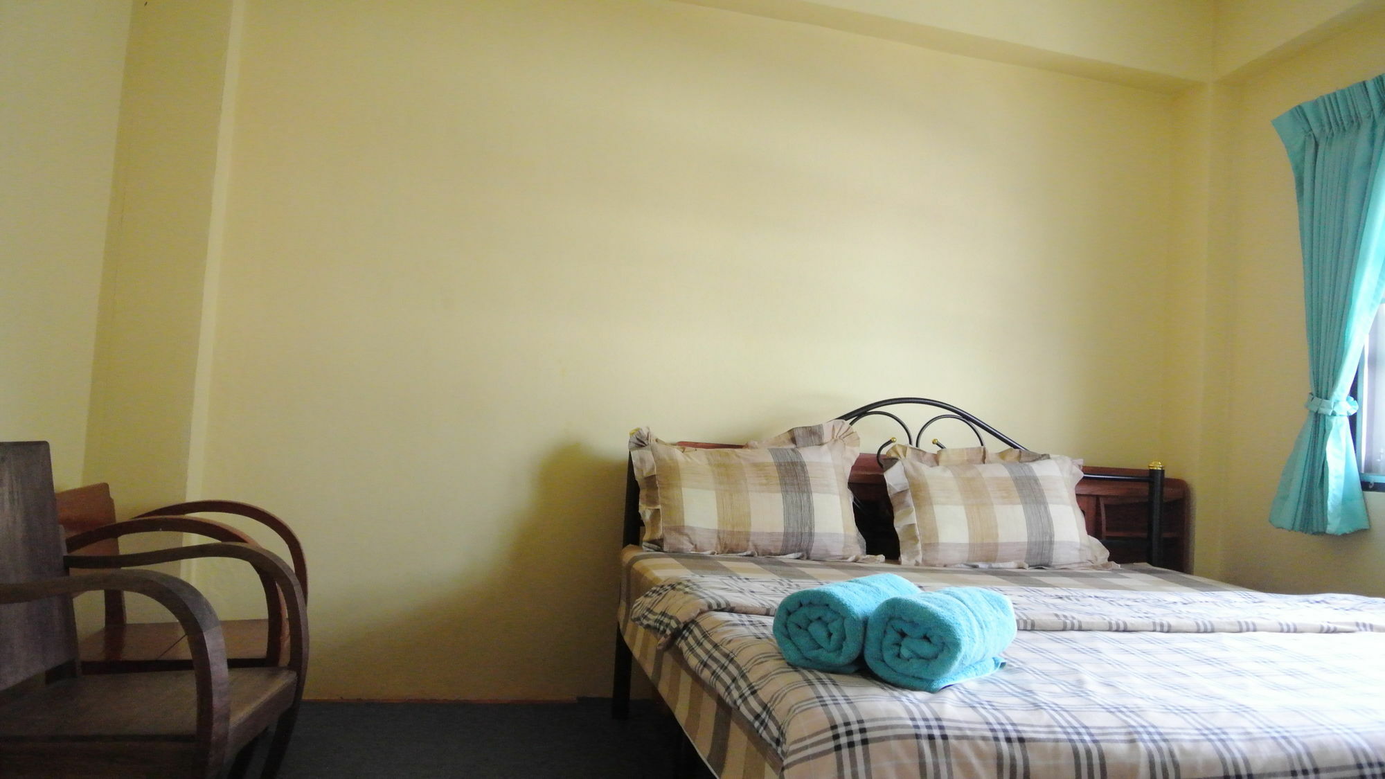 Cumpun Guest House Чиангмай Екстериор снимка